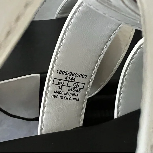 NEW Women's Y2K Lug Sole Fisherman Cage Sandals Fit As Size 9 EU 38 Bershka NWT - Picture 11 of 14